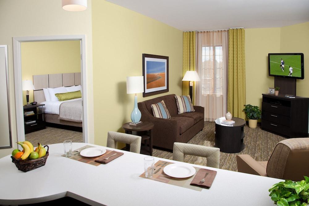 Candlewood Suites - Omaha Millard Area By Ihg מראה חיצוני תמונה