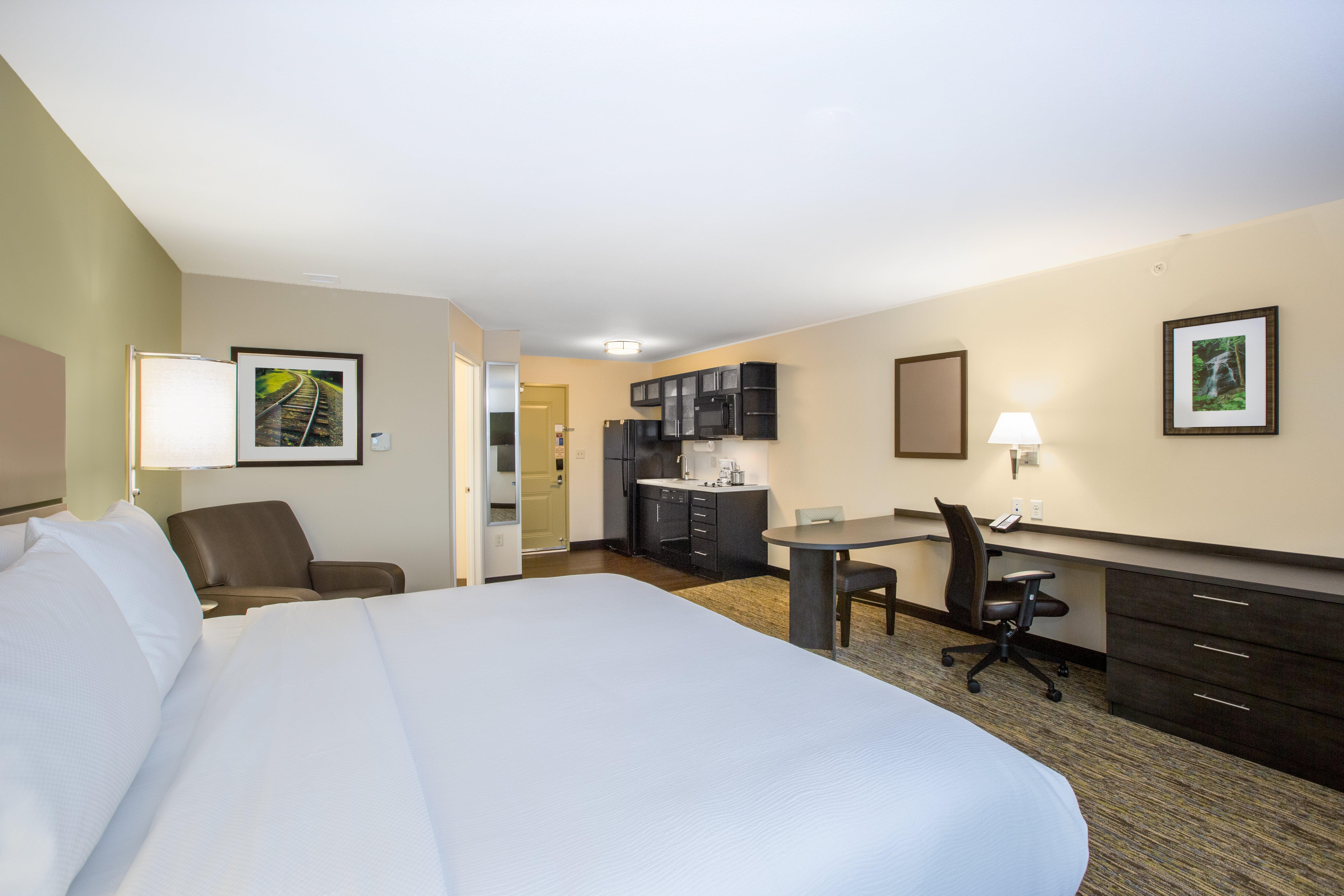 Candlewood Suites - Omaha Millard Area By Ihg מראה חיצוני תמונה
