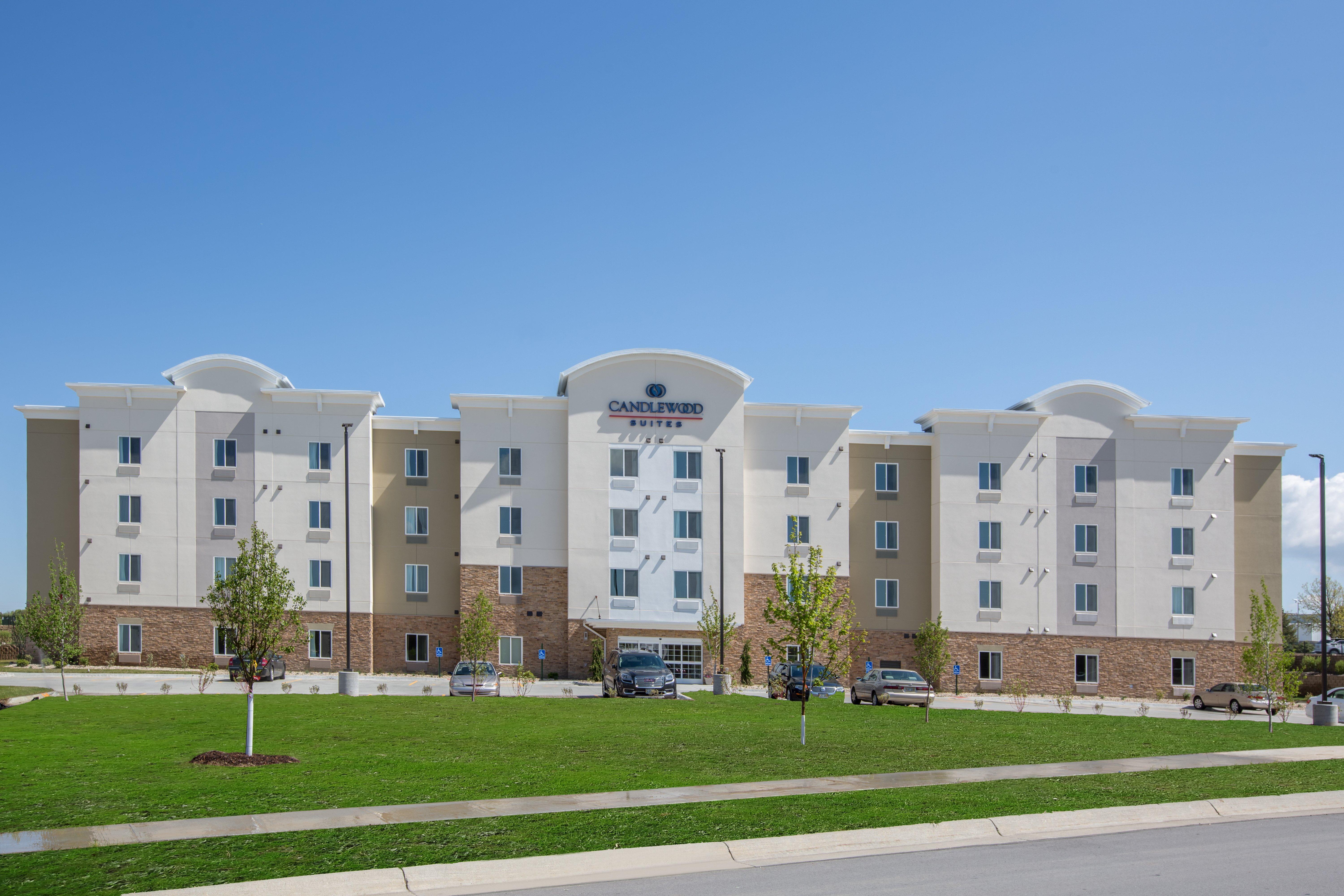 Candlewood Suites - Omaha Millard Area By Ihg מראה חיצוני תמונה