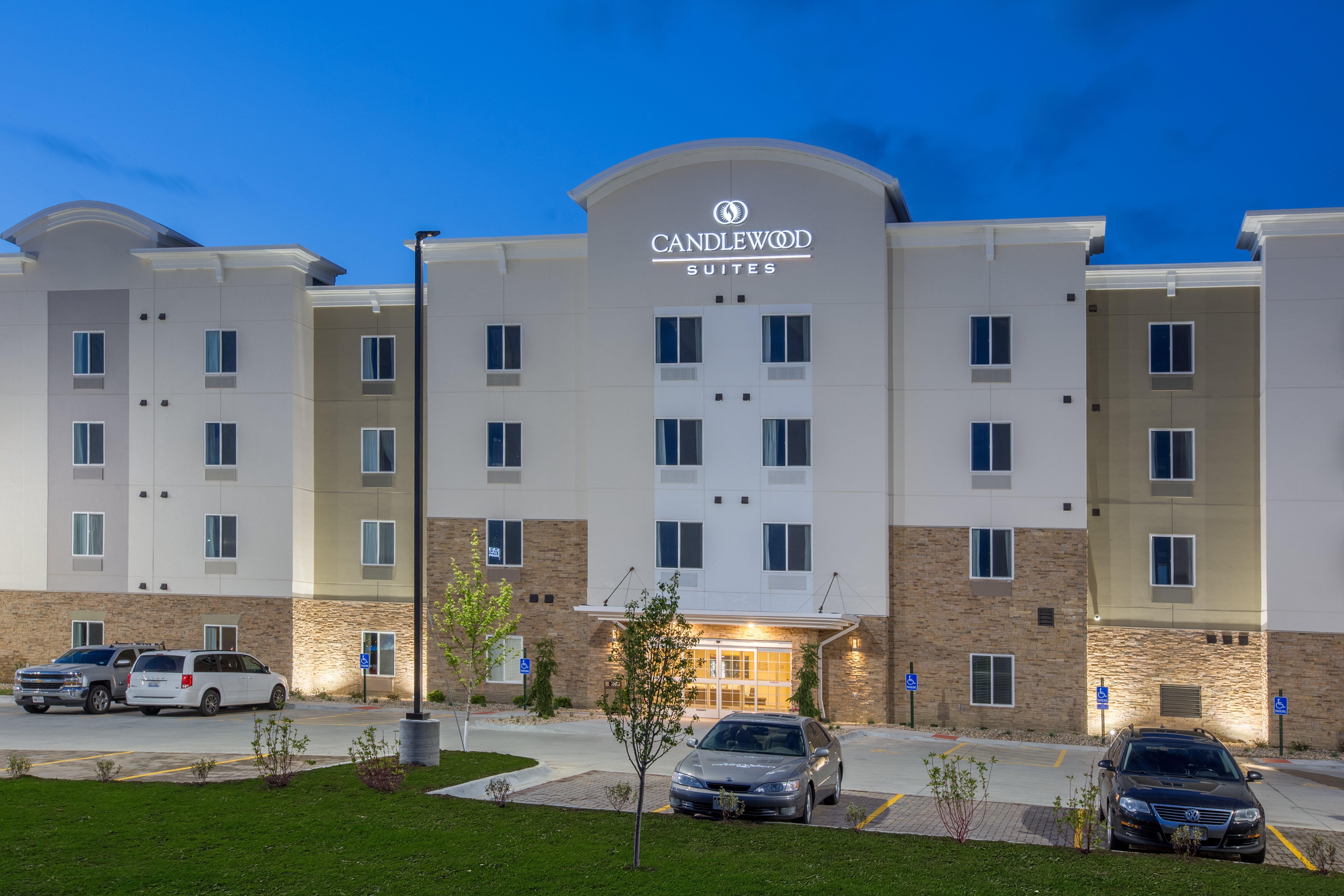 Candlewood Suites - Omaha Millard Area By Ihg מראה חיצוני תמונה