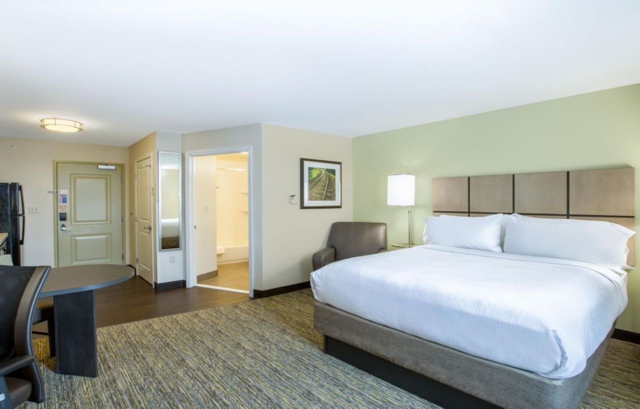 Candlewood Suites - Omaha Millard Area By Ihg מראה חיצוני תמונה